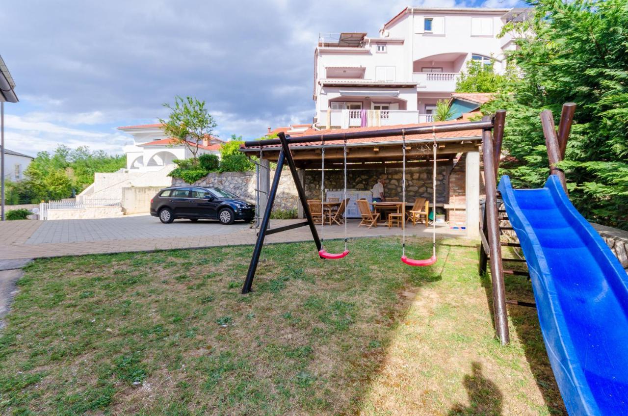 Apartments Alex لوبار المظهر الخارجي الصورة