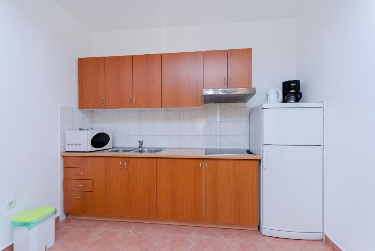 Apartments Alex لوبار المظهر الخارجي الصورة